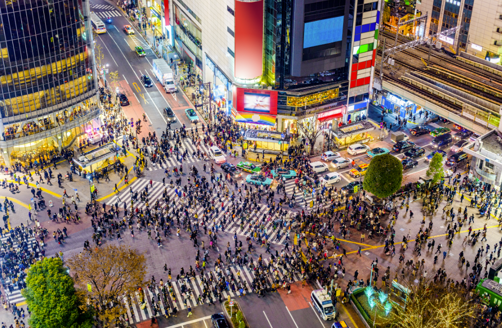 (Downtown Tokyo)