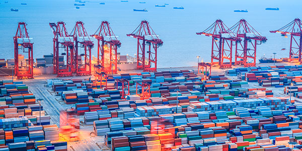 china shipping port container