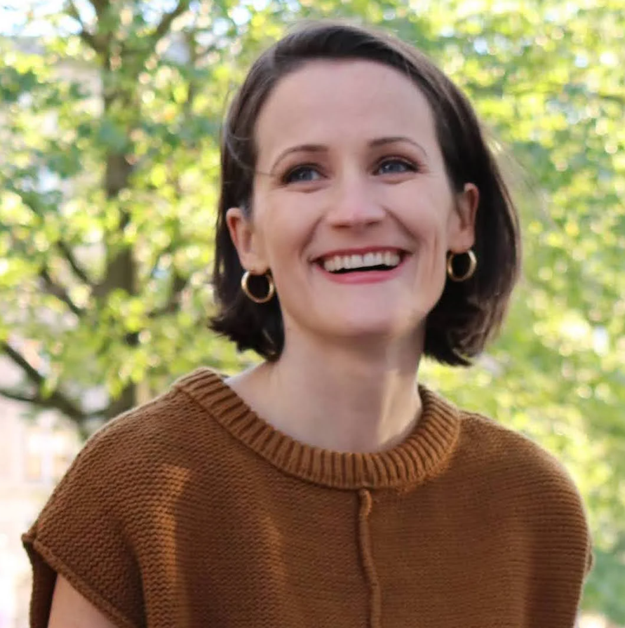 Carolyn Dalle-Molle